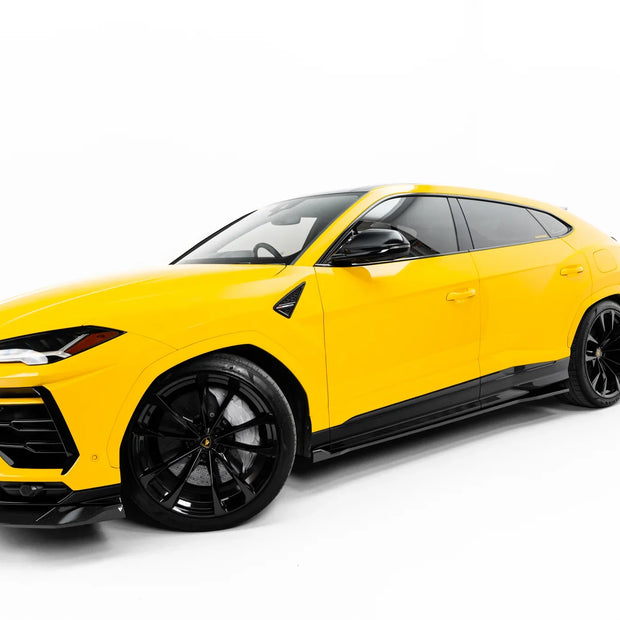 Set of Prepreg Carbon Splitters för Lamborghini Urus Mk1