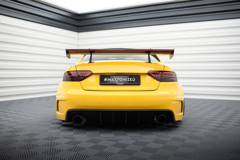 Kolfiberspoiler med övre swan-fäste + LED för Audi A5 Coupe 8T
