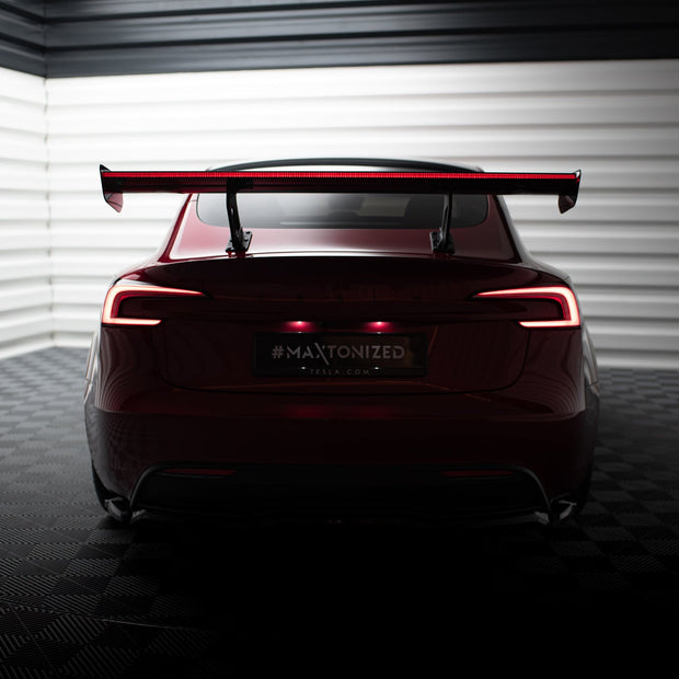 Kolfiberspoiler + LED för Tesla Model 3