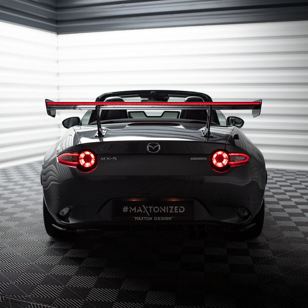 Kolfiberspoiler JDM-Stil + LED för Mazda MX-5 ND (Mk4)