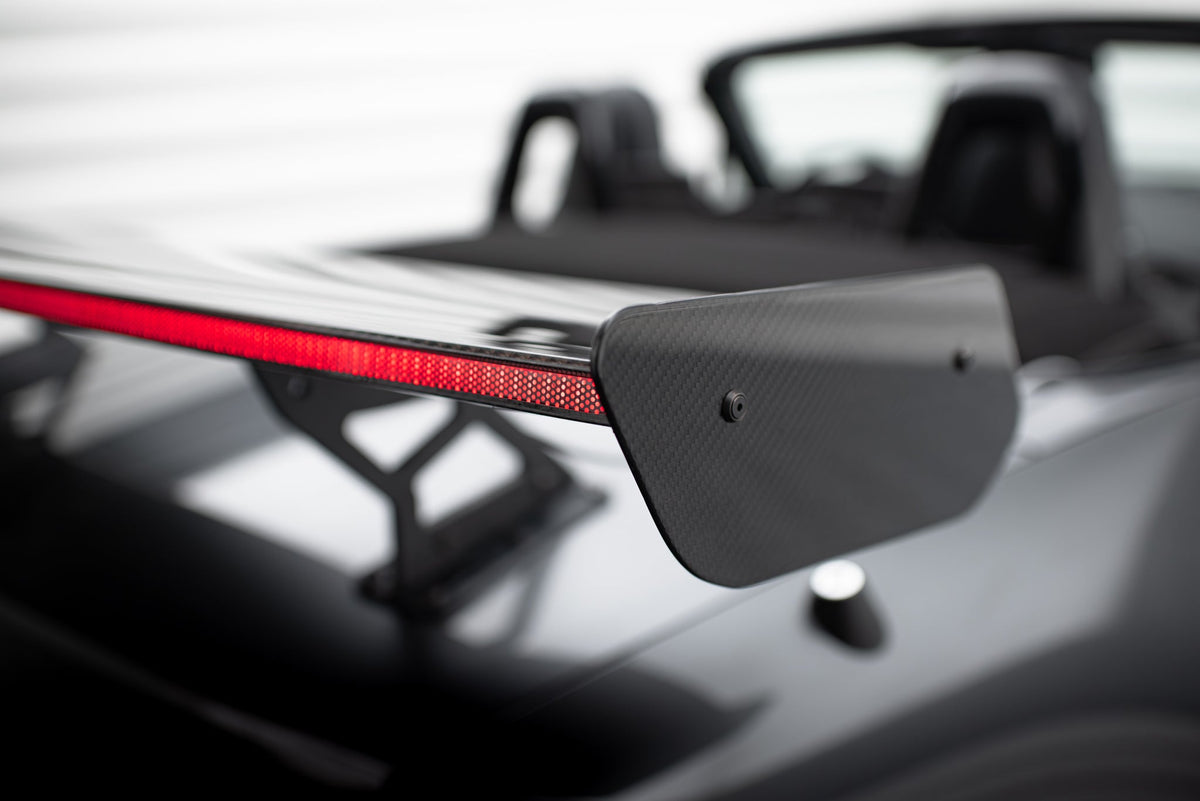 Kolfiberspoiler med inre fästen + LED för Mazda MX-5 ND (Mk4)