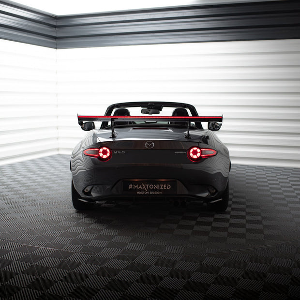 Kolfiberspoiler med inre fästen + LED för Mazda MX-5 ND (Mk4)