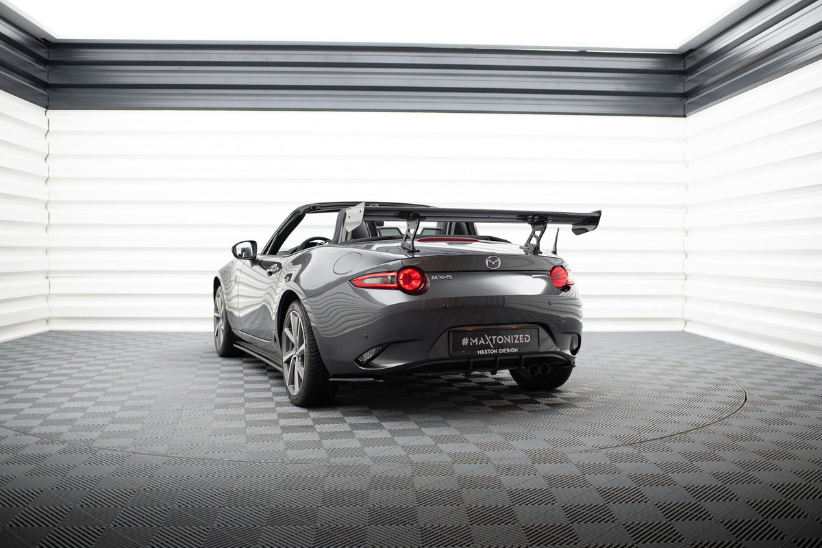 Kolfiberspoiler med inre fästen för Mazda MX-5 ND (Mk4)