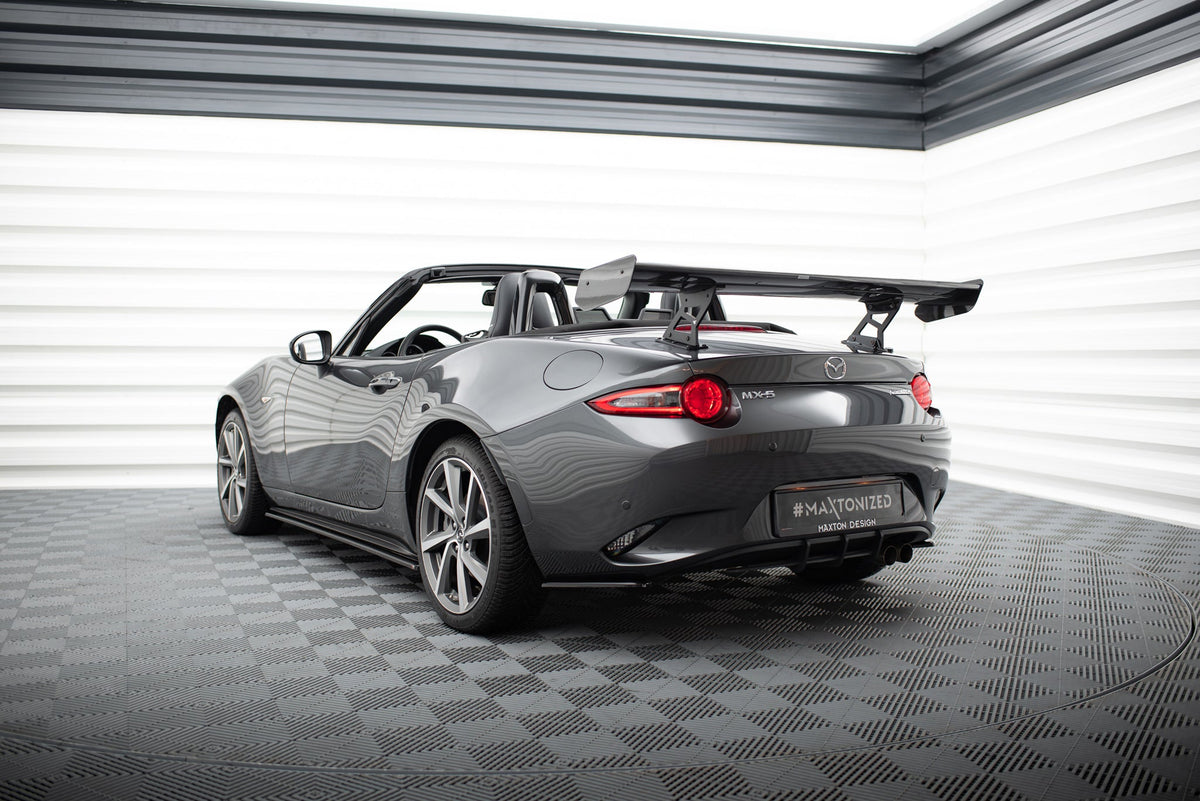 Kolfiberspoiler med inre fästen för Mazda MX-5 ND (Mk4)