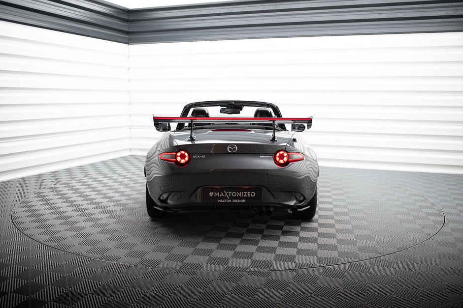 Kolfiberspoiler med övre swan-fäste + LED för Mazda MX-5 ND (Mk4)