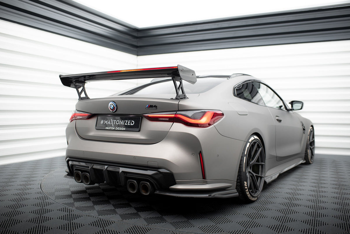 Kolfiberspoiler med yttre fästen + LED för BMW M4 G82 / G82 Facelift / M440i / 4 M-Pack G22 / G22 Facelift