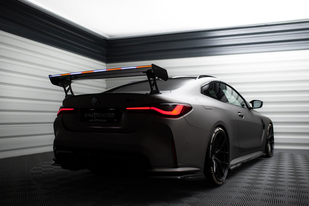 Kolfiberspoiler med yttre fästen + LED för BMW M4 G82 / G82 Facelift / M440i / 4 M-Pack G22 / G22 Facelift