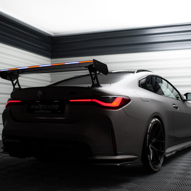 Kolfiberspoiler med yttre fästen + LED för BMW M4 G82 / G82 Facelift / M440i / 4 M-Pack G22 / G22 Facelift
