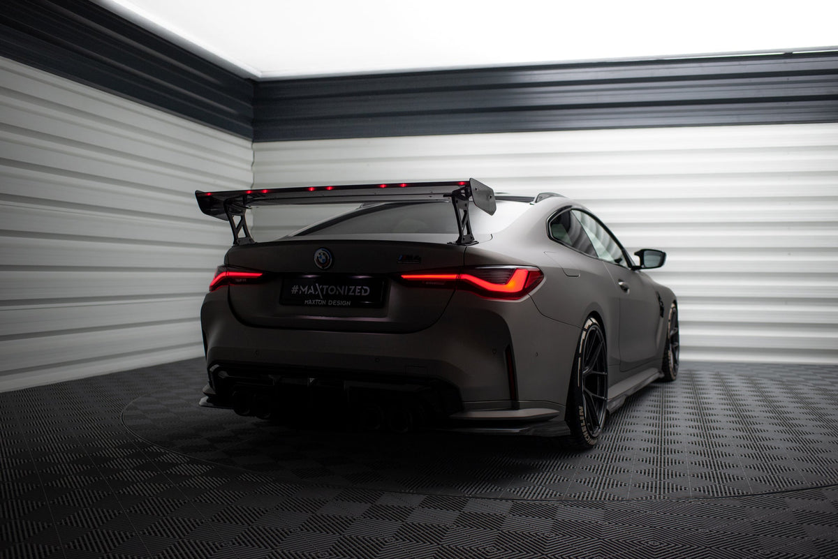 Kolfiberspoiler med yttre fästen + LED för BMW M4 G82 / G82 Facelift / M440i / 4 M-Pack G22 / G22 Facelift