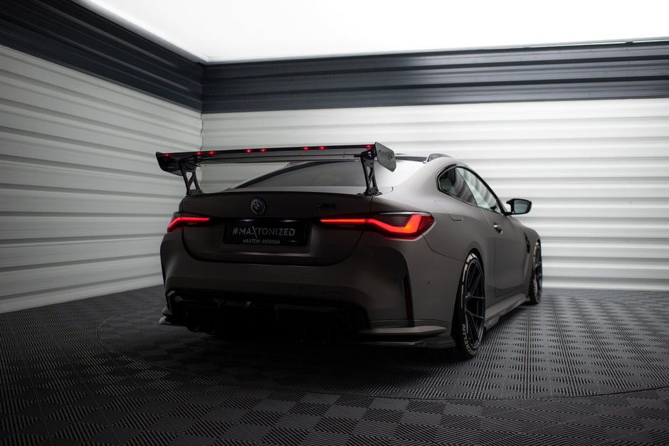 Kolfiberspoiler med yttre fästen + LED för BMW M4 G82 / G82 Facelift / M440i / 4 M-Pack G22 / G22 Facelift
