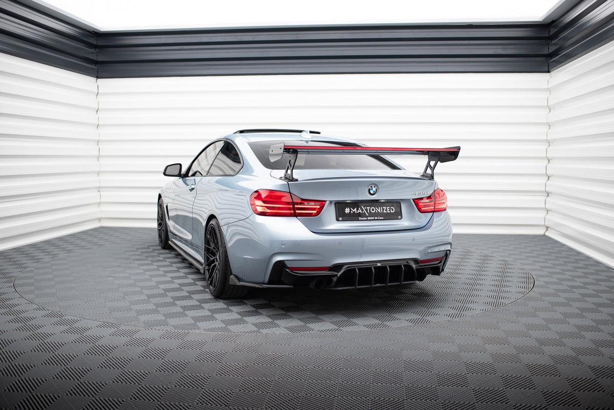 Kolfiberspoiler med yttre fästen + LED för BMW 4 F32 / 4 F32 M-Pack Coupe