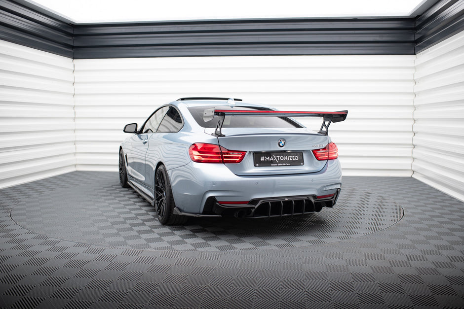 Kolfiberspoiler med yttre fästen + LED för BMW 4 F32 / 4 F32 M-Pack Coupe