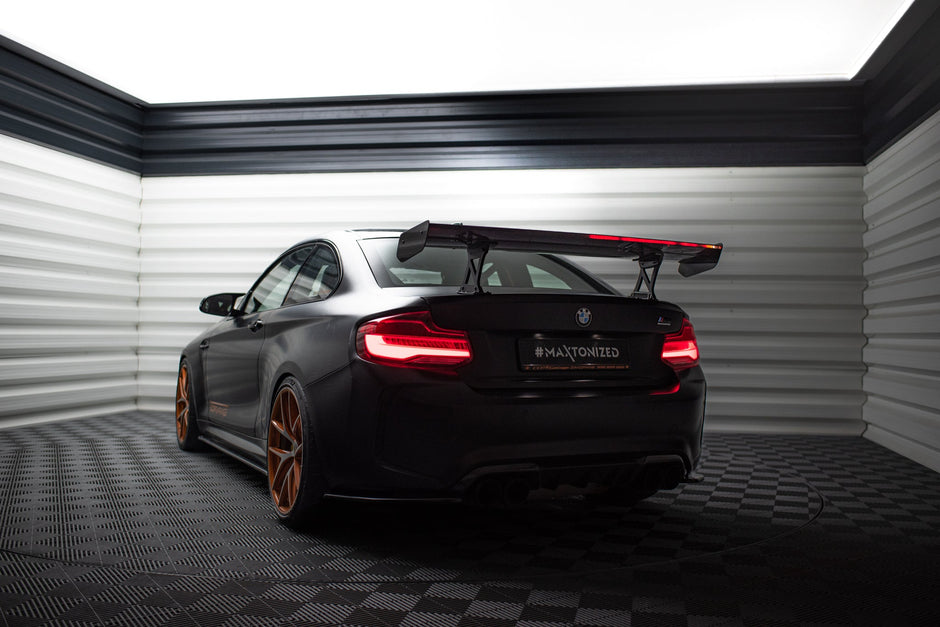Kolfiberspoiler med inre fästen + LED för BMW M2 F87 / 2 / 2 M-Pack F22
