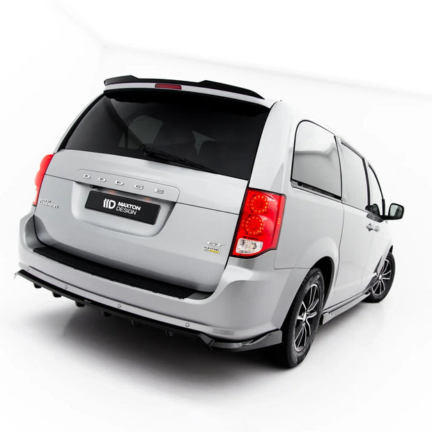 Bakre Splitter (with vertical bars) för Dodge Grand Caravan Mk5 Facelift