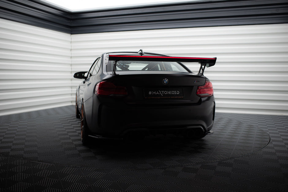Kolfiberspoiler med yttre fästen + LED för BMW M2 F87 / 2 / 2 M-Pack F22