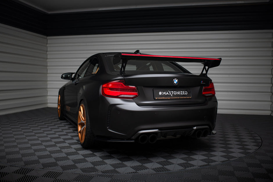 Kolfiberspoiler med yttre fästen + LED för BMW M2 F87 / 2 / 2 M-Pack F22