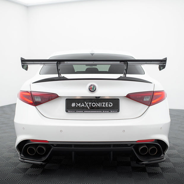 Kolfiberspoiler för Alfa Romeo Giulia Quadrifoglio