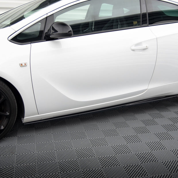 Sidokjolar Diffusers för Opel Astra OPC GTC J
