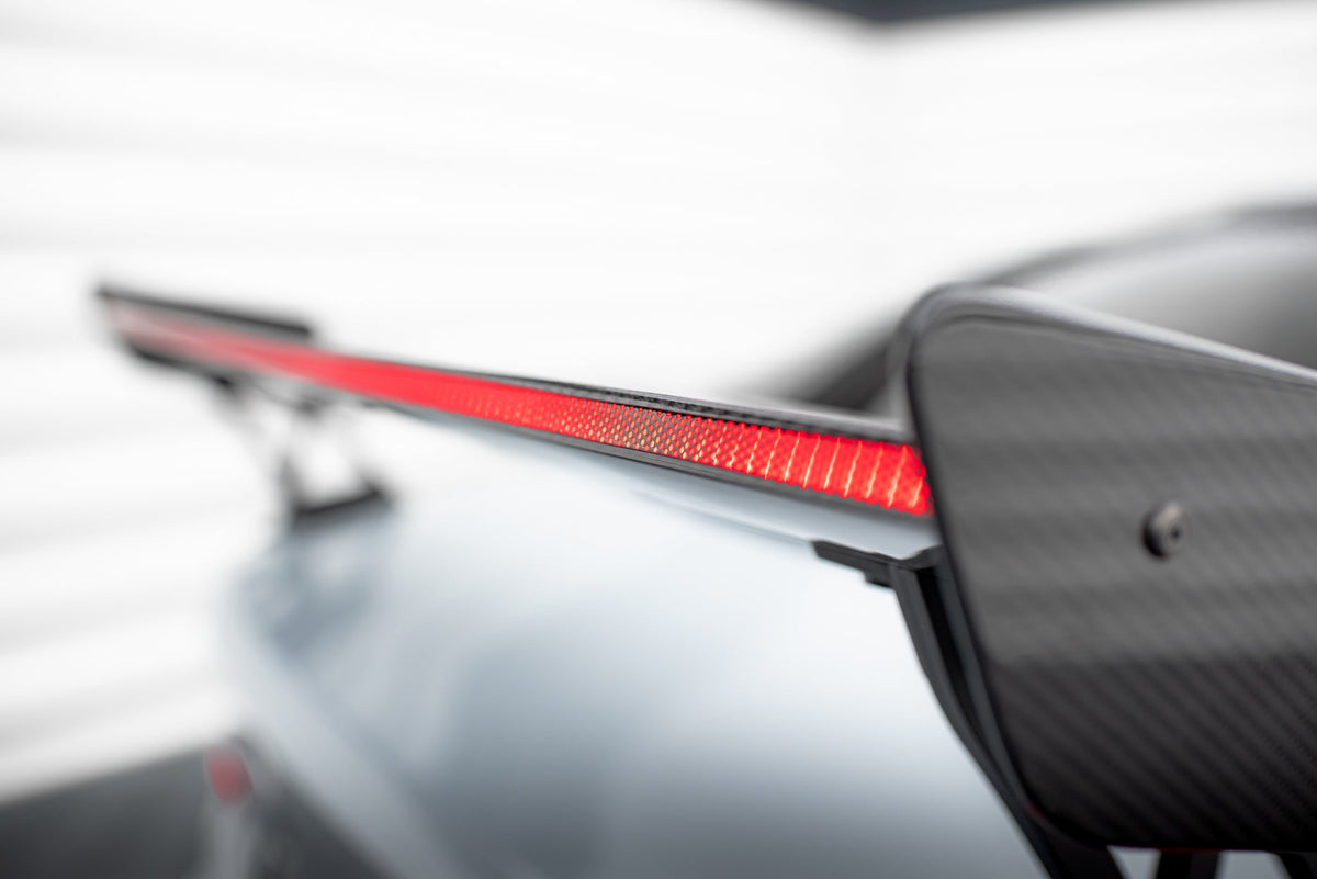 Kolfiberspoiler med yttre fästen + LED BMW M3 G80 / M340i G20 / 3 M-Pack G20 / 3 Standard G20