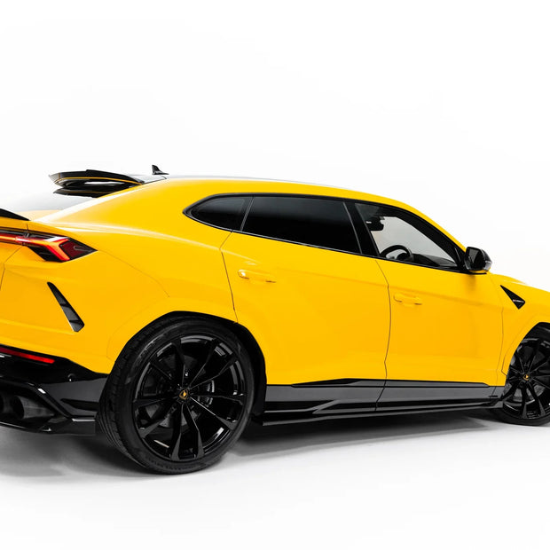 Prepreg Carbon Fiber Sidokjolar för Lamborghini Urus Mk 1