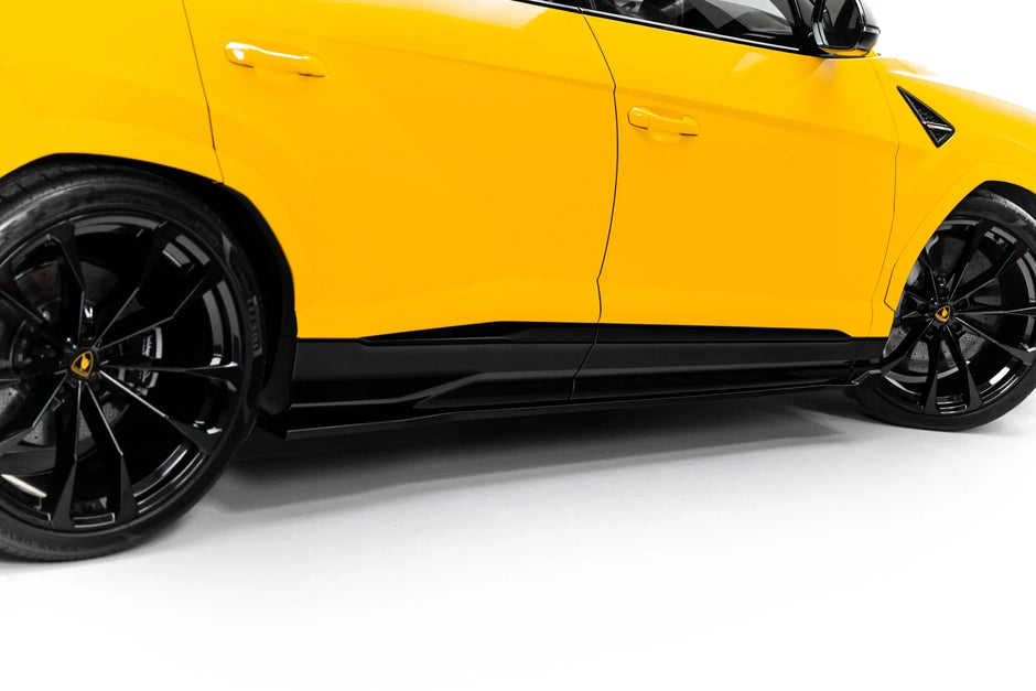 Prepreg Carbon Fiber Sidokjolar för Lamborghini Urus Mk 1