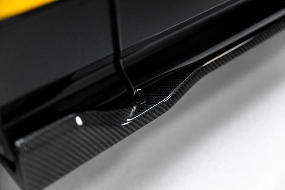Prepreg Carbon Fiber Sidokjolar för Lamborghini Urus Mk 1