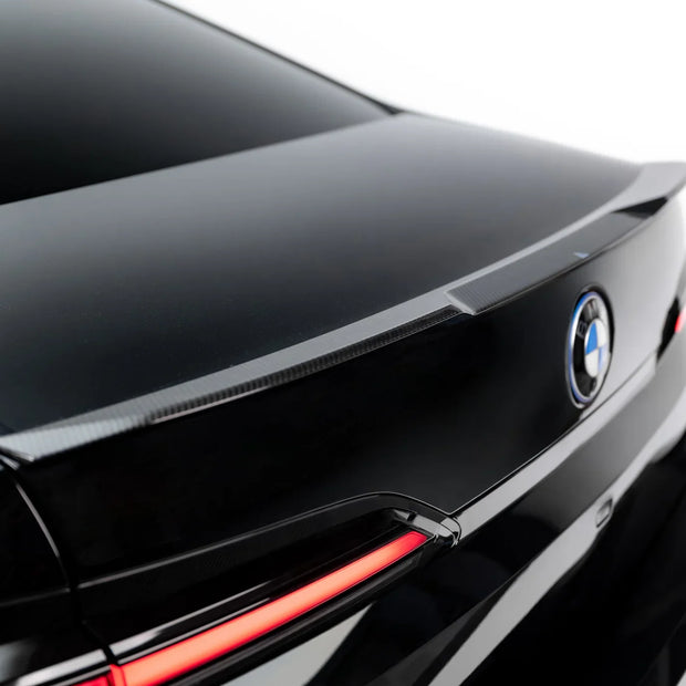 Prepreg Carbon Fiber Tailgate Spoiler (Lower) för BMW 7 M-Pack / M760e / i7 M-Pack G70