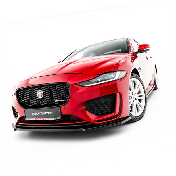 Frontläpp för Jaguar XE R-Dynamic X760 Facelift