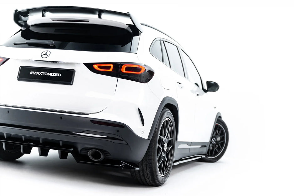 Bakre Splitter (with vertical bars) för Mercedes-AMG GLA 35 H247