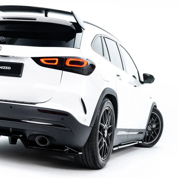 Bakre Splitter (with vertical bars) för Mercedes-AMG GLA 35 H247