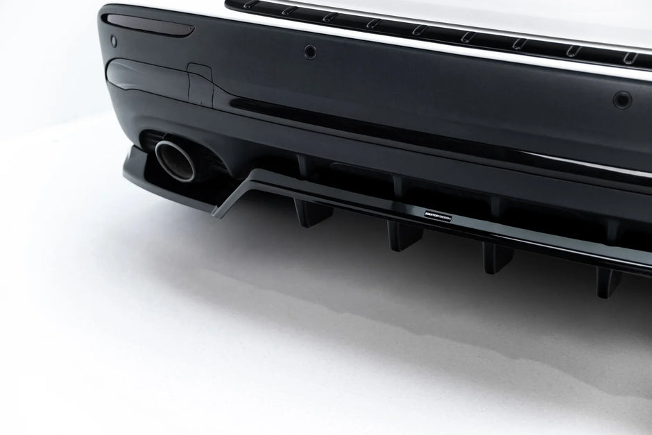Bakre Splitter (with vertical bars) för Mercedes-AMG GLA 35 H247