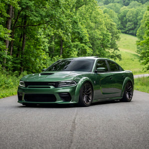 En dodge charger srt