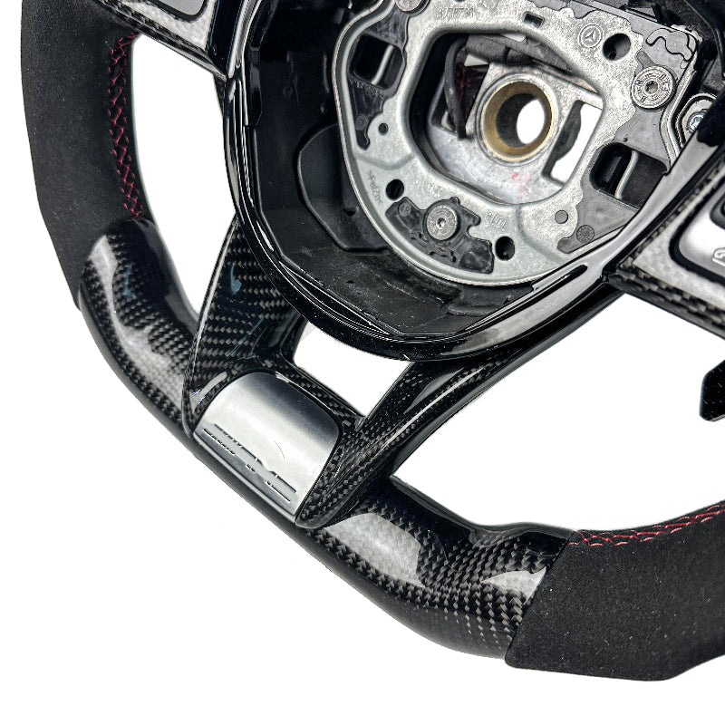 Custom Kolfiber- & Läderratt – Mercedes-Benz (A / C / E / S / CLA / CLS / GLA / GLC / G-Klass / AMG)