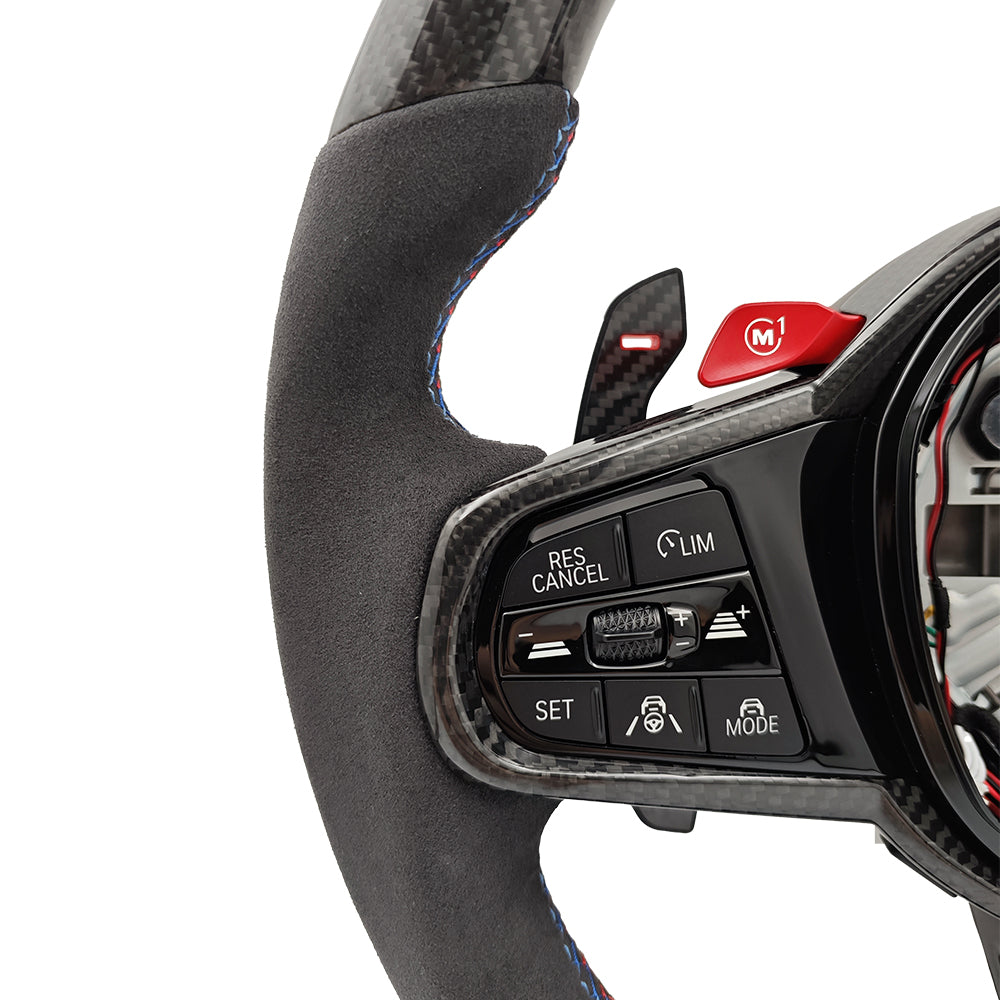 M-Sport Ratt i Läder & Kolfiber LCI med Röda M1/M2-Knappar – BMW G-Serie & F90/F97