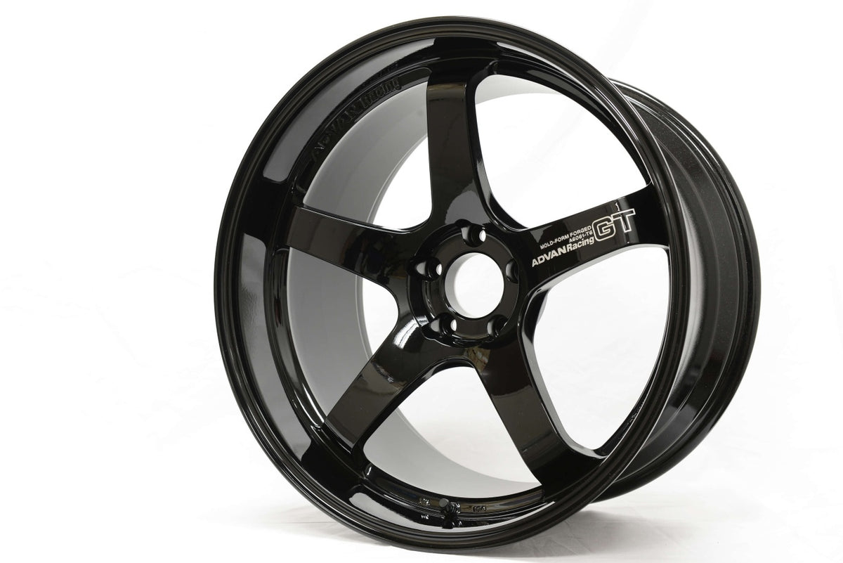 Advan GT Premium Version 21x11 ET15 5x114.3 – Fälg i Racing Gloss Svart
