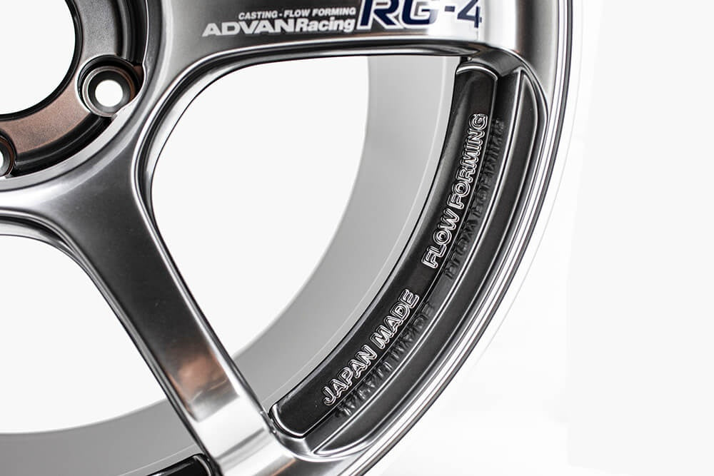 Advan RG-4 18x7 ET41 4x100 – Fälg, Racing Hyper Svart & Svarvad Kant