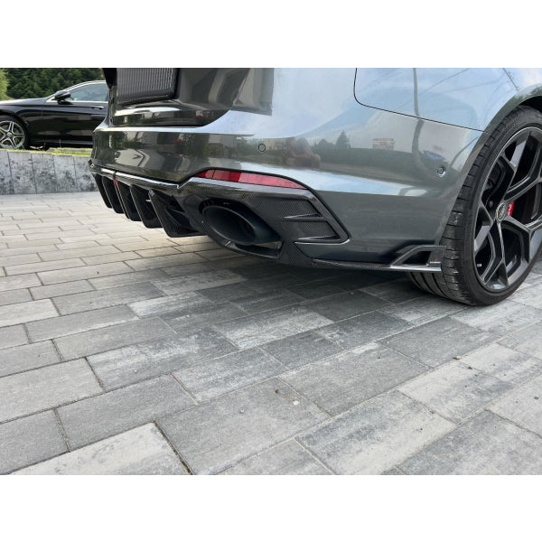 Aerodynamiskt paket i carbon för Audi RS4 B9.5 Facelift