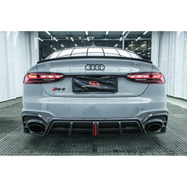 AE Design Aerodynamiskt paket i carbon för Audi RS5 F5 B9.5 Facelift – bild 4
