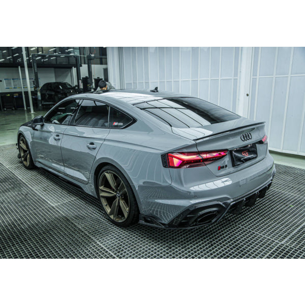 AE Design Aerodynamiskt paket i carbon för Audi RS5 F5 B9.5 Facelift – bild 5