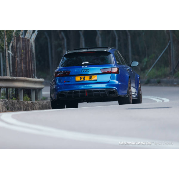 Aerodynamiskt paket i carbon för Audi RS6 C7.5