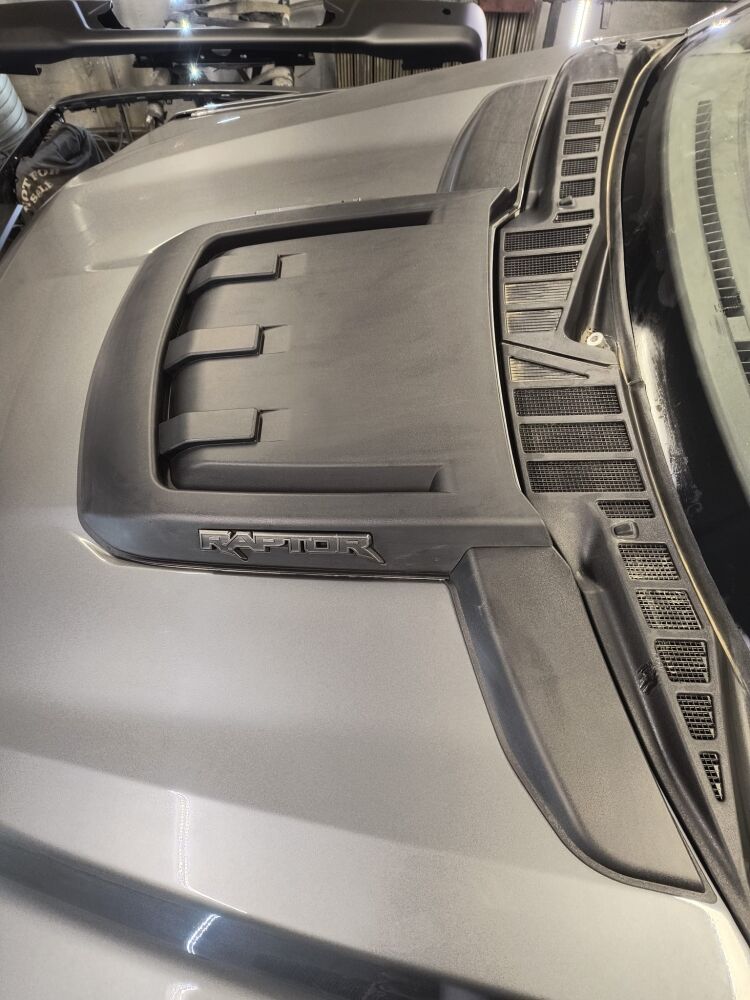 Hood Scoop – Raptor Style – Matte Black (F150 21-23) (14)