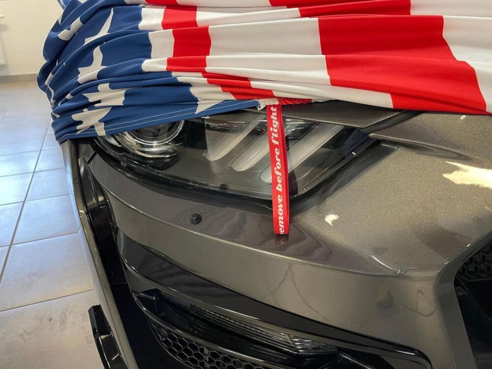 Car Cover – USA Design – MAGIC CARPIT® (MUSTANG, CAMARO, CHALLENGER, CORVETTE) (8)