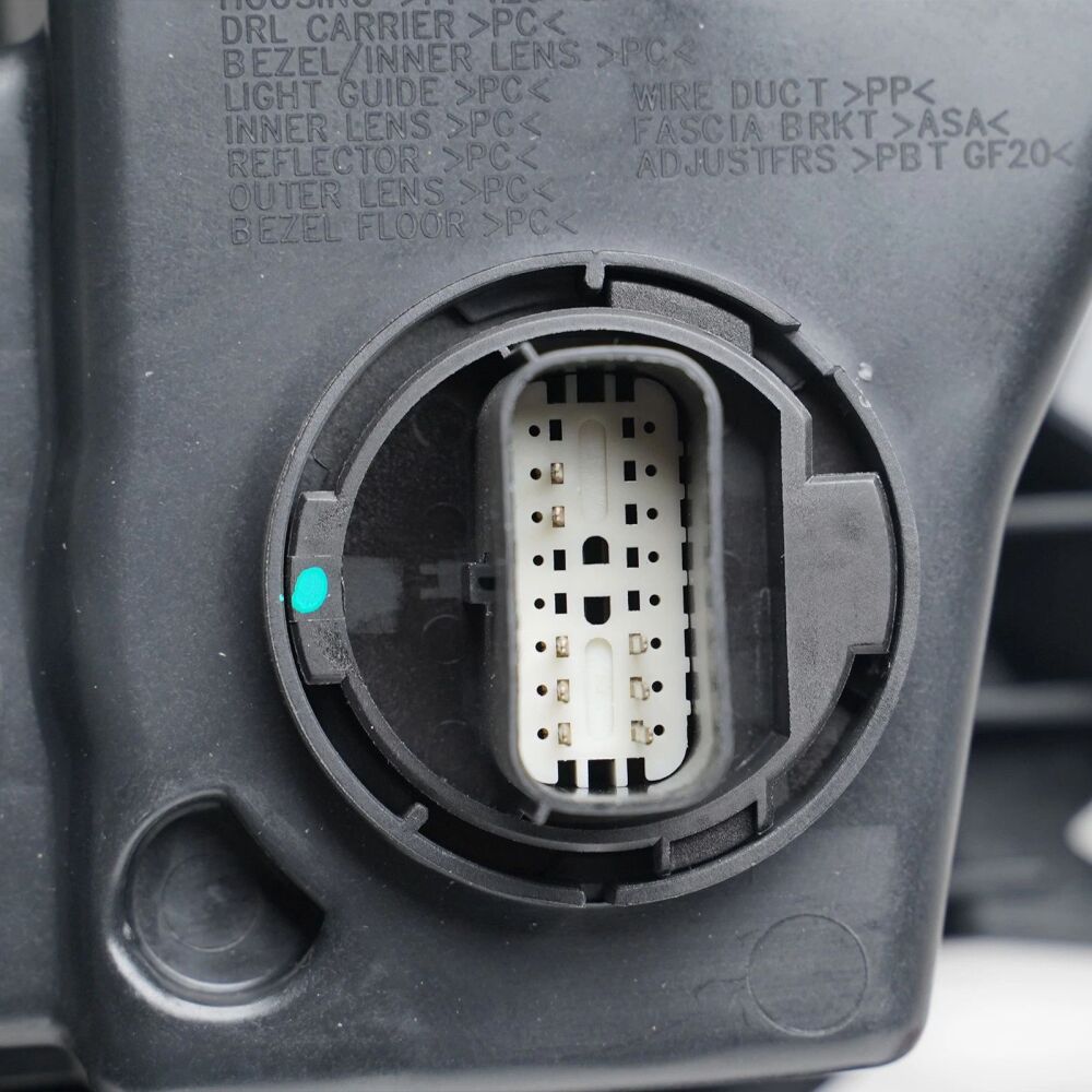 68606237AA Headlight + Module (4)