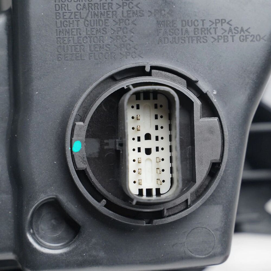68606237AA Headlight + Module (4)