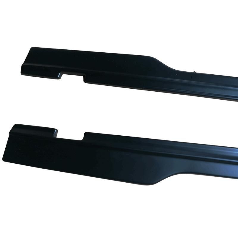 Side Skirts – V2 Style – Matte Black (CHALLENGER 15-23) (8)
