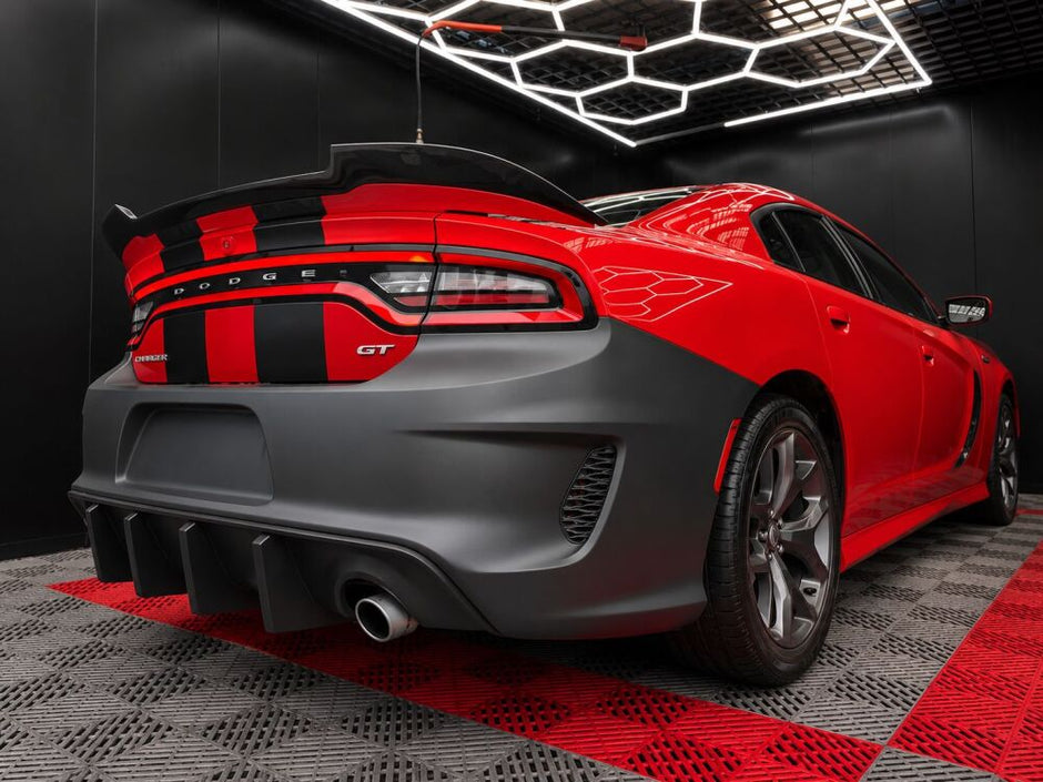Rear Bumper & Diffuser w/ Fins (3)