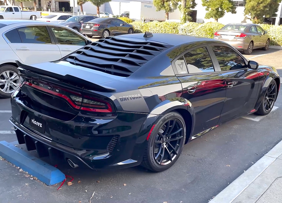 Rear Spoiler (6)