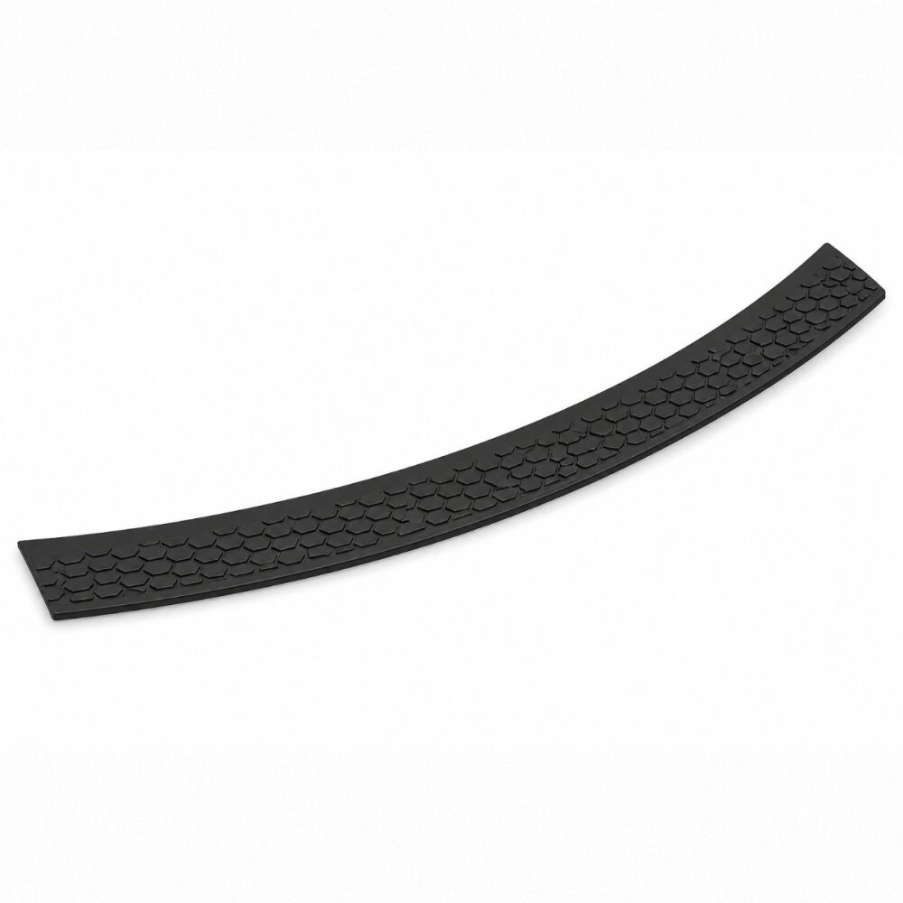 Rear Bumper with PDC + Step Plate (DURANGO 14-26) (4)
