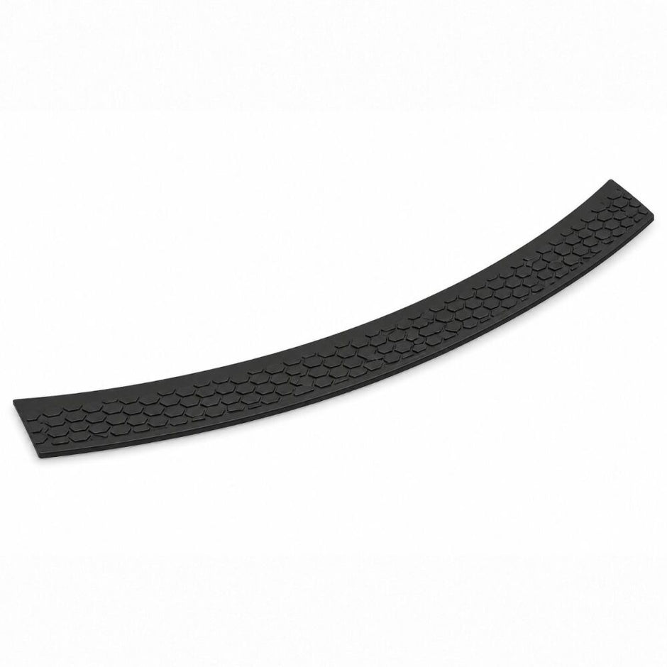 Rear Bumper with PDC + Step Plate (DURANGO 14-26) (4)