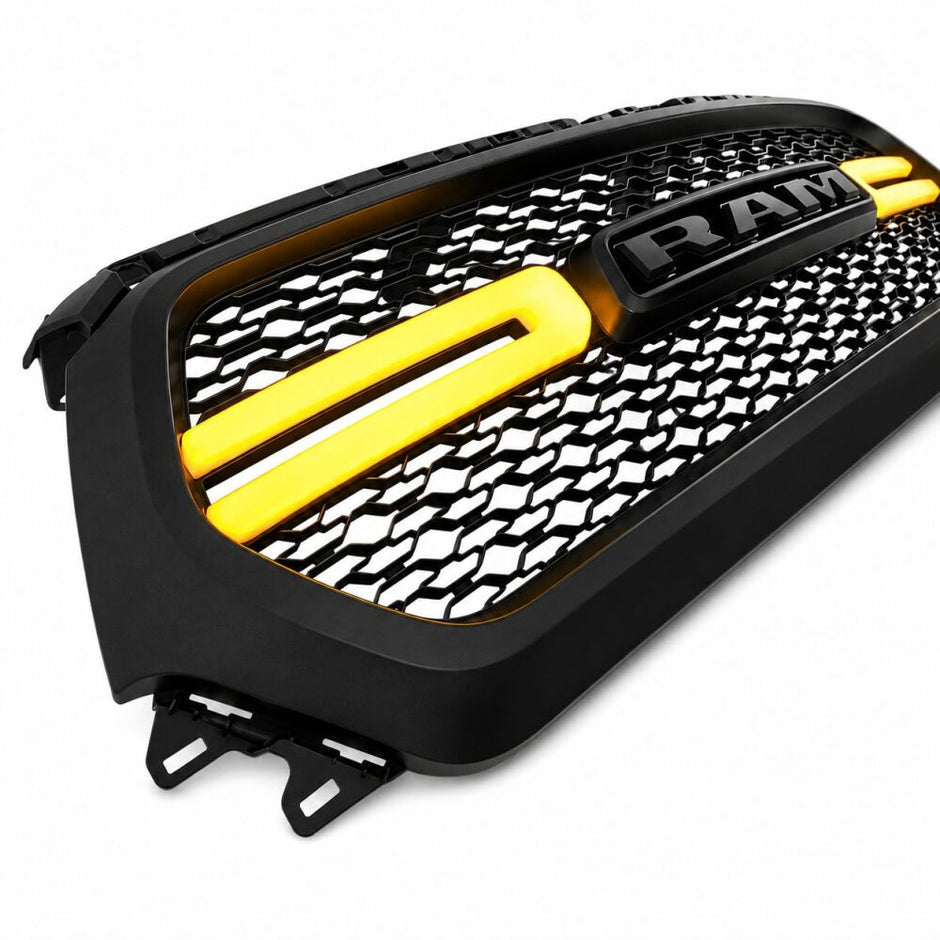 LED Upper Grille With Sequential Turn Signal (8)